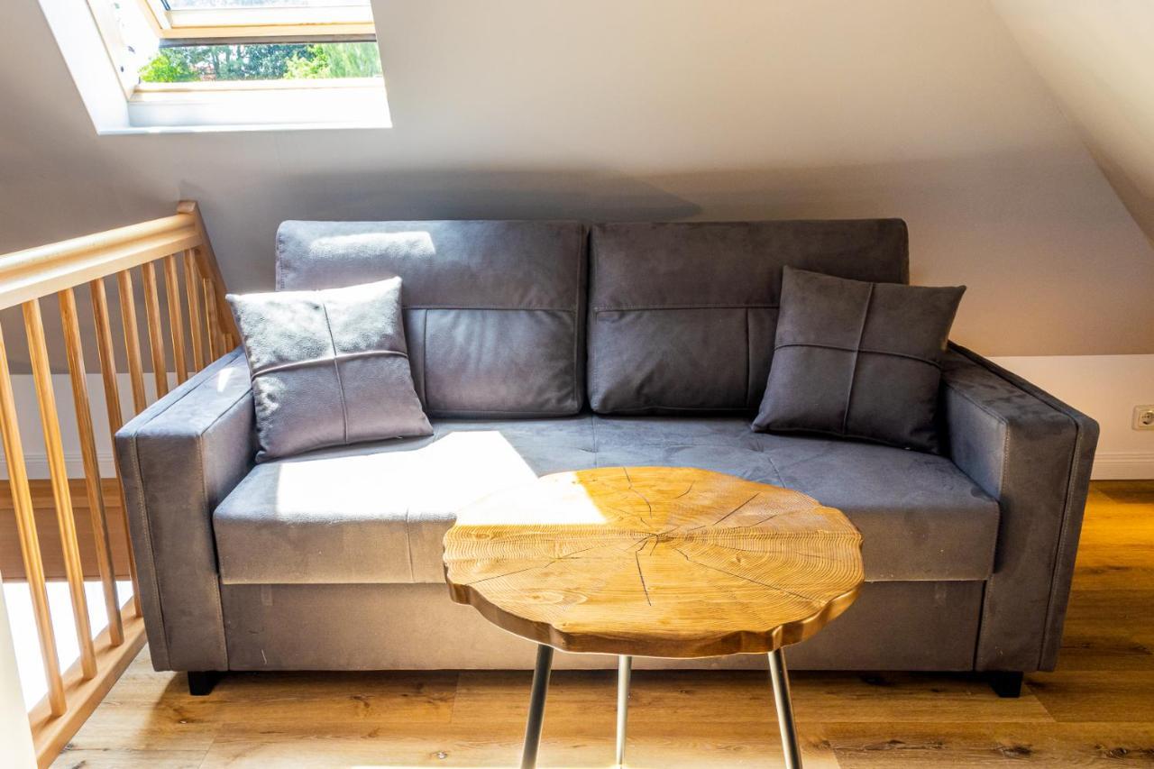 Moderne Maisonette Ferienwohnung Mit Gartenzugang, Nur 7 Gehminuten Zum Strand, Parkplatz & Fahrradunterstellplatz 샬베우츠 외부 사진
